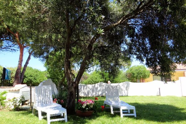 La Tartaruga Bianca Hotel (Valledoria)